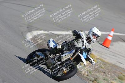 media/Nov-12-2023-Classic Track Days (Sun) [[11f17acb81]]/Group 3/session 2 turn 9/
